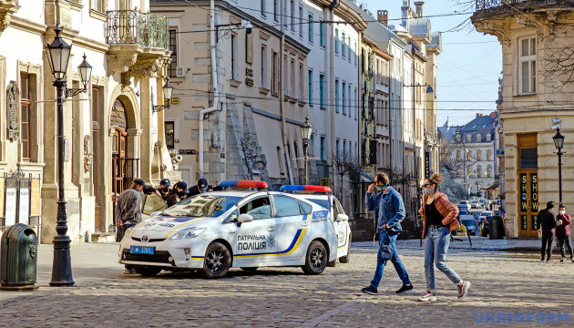 Локдаун у Львові: можуть закрити авіа- і залізничне сполучення