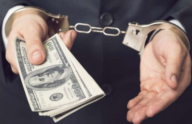 Прийняття пропозиції або одержання неправомірної вигоди службовою особою: позиція ВС