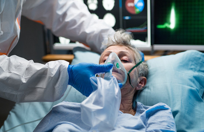 Медсистема працює на межі, – Степанов