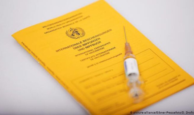 У ВООЗ поки не підтримують запровадження COVID-паспортів