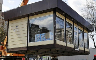 В Киеве возле Оболонской набережной убрали незаконные МАФы: фото