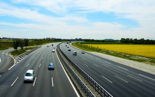 Із 10 квітня до 30 червня на столичній Кільцевій дорозі частково обмежать рух транспорту