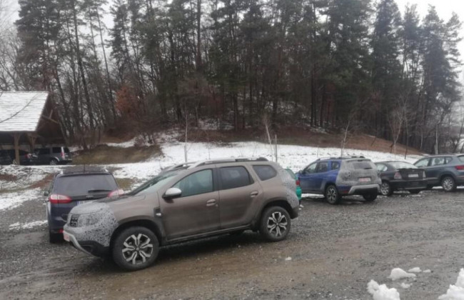 Dacia Duster может получить версию на семь мест, фото