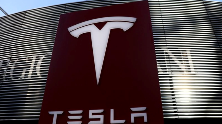 Данные Tesla, собранные в Китае, хранятся в Китае, говорит исполнительный директор