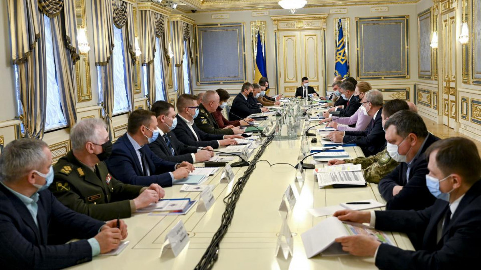 Заседание СНБО – тема Донбасса была приоритетной, но ее засекретили