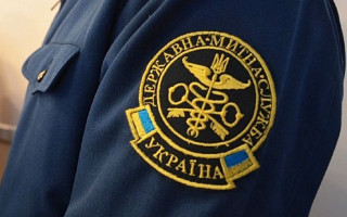 Як перевозити куплені коштовності літаком легально
