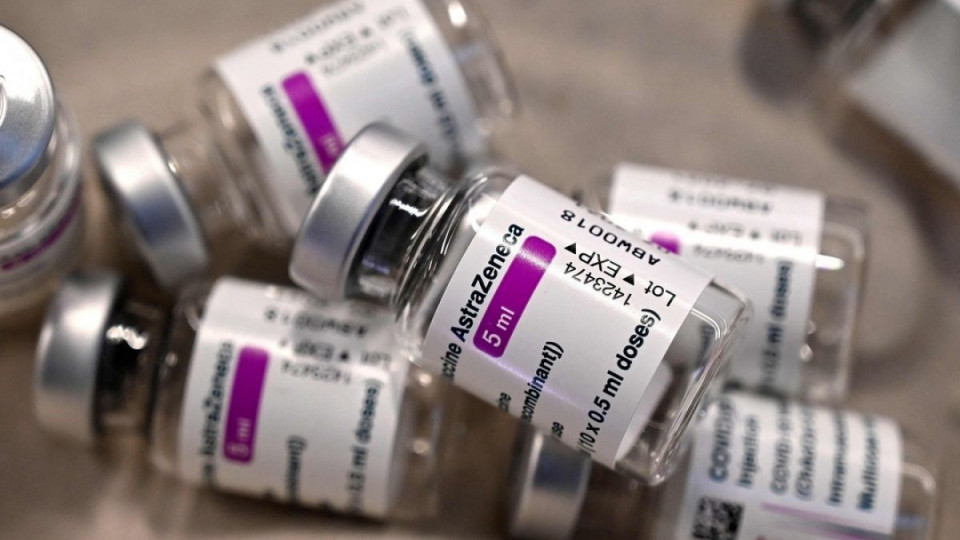 Вакцина AstraZeneca: Дания полностью прекращает внедрение