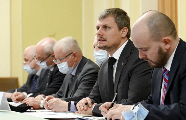 В Офісі Президента обговорили загострення ситуації на Донбасі зі стратегічними радниками країн НАТО