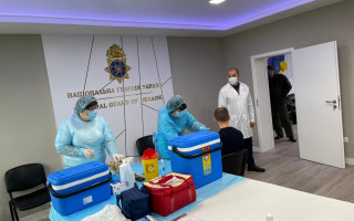 В Украине стартовала вакцинация сотрудников МВД