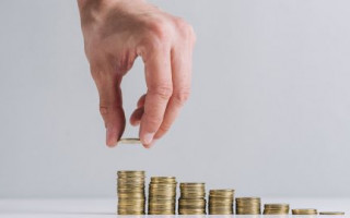 Пенсія у 7000 гривень може бути реальністю: умови отримання