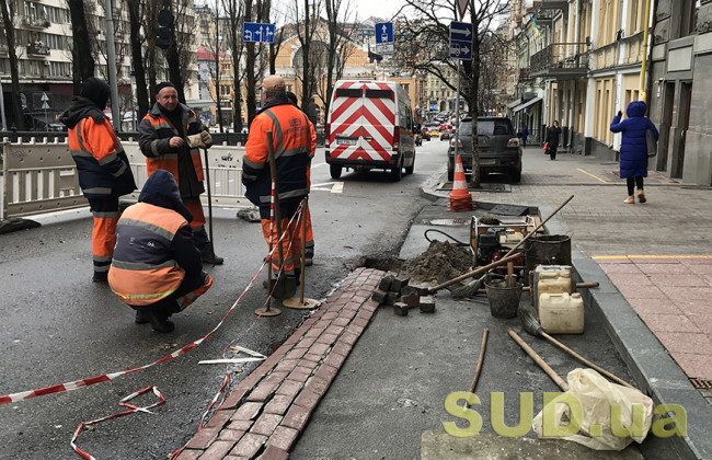 В столице взялись за ремонт тротуаров