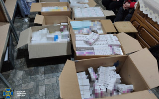 СБУ заблокувала контрабанду незареєстрованих препаратів для лікування суміжних хвороб при COVID-19