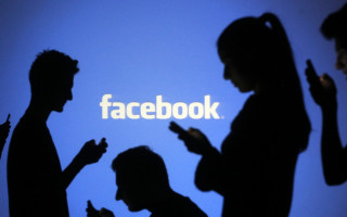 Facebook грозит массовый судебный иск из-за утечки данных