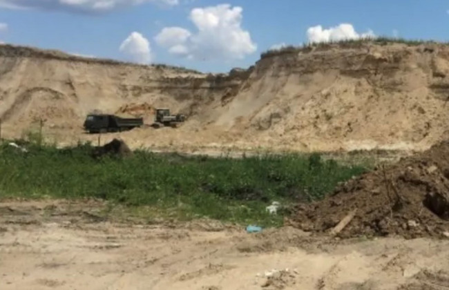 Голову правління акціонерного товариства судитимуть за 626 млн грн збитків через незаконний видобуток піску