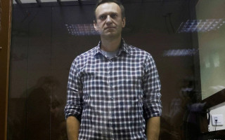 В лагере Навального ожидают новостей о его здоровье, поговаривая, что «на хорошие новости надежды нет»