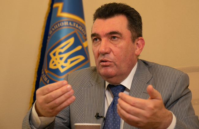 РНБО розробляє сценарії реагування на стягування військ РФ до українських кордонів, — Данілов