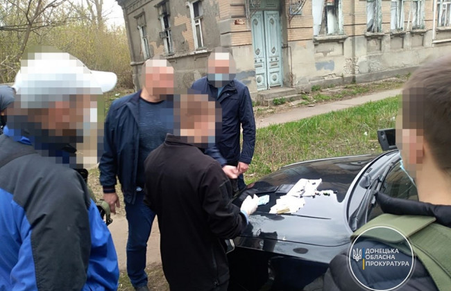 Співробітник Державної виконавчої служби погорів на хабарі