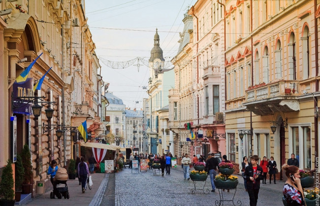 Чернівецька область виходить з «червоної» зони