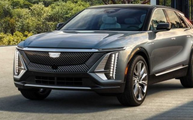 Вдвое дешевле Model X: Cadillac создал главного конкурента для Tesla