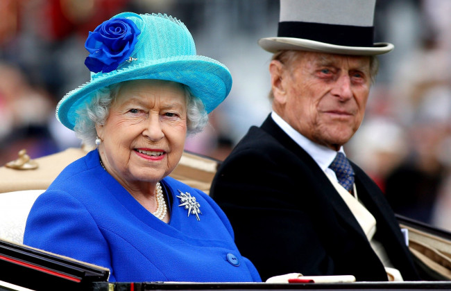 Королева поблагодарила доброжелателей в свой первый день рождения без принца Филиппа