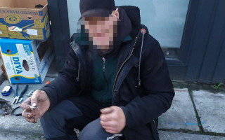 У Києві правоохоронці затримали крадія кабеля зв’язку