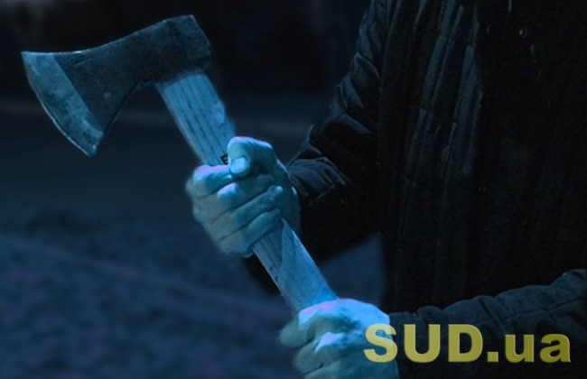 Топором крушил АТБ в Мариуполе: полиция задержала неадеквата