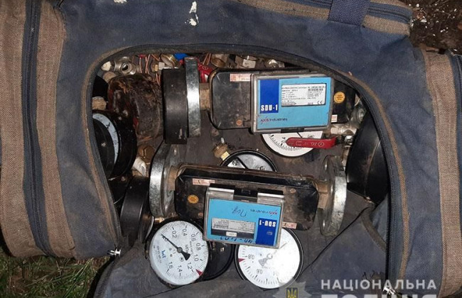 У Києві на Троєщині спіймали крадіїв лічильників