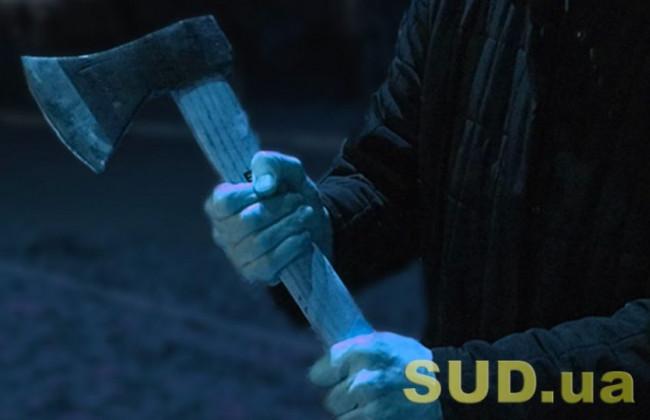 Топором крушил АТБ в Мариуполе: суд арестовал дебошира без права залога