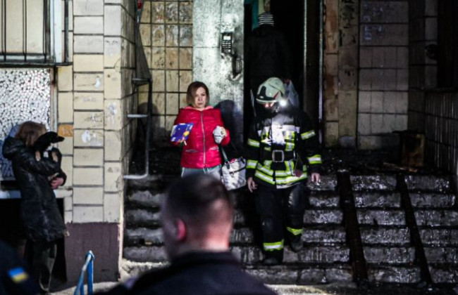Героїчний порятунок: киянка під час пожежі спустила дітей до сусідів