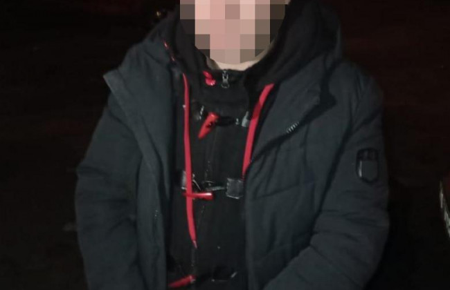 У Києві поліцейські затримали підозрюваного у зґвалтуванні 19-річної дівчини
