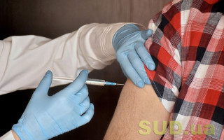 Вакцинация против COVID-19: украинцам ответили на самые важные вопросы