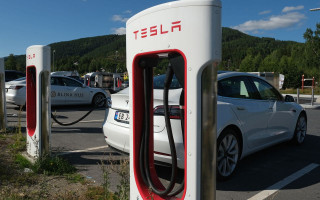 Tesla достигла отметки в 1 миллиард долларов прибыли