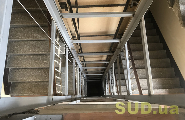 В Одессе оборвался лифт с людьми: в нем было 8 человек