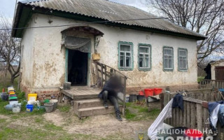 Под Киевом внук изнасиловал 91-летнюю бабушку, видео