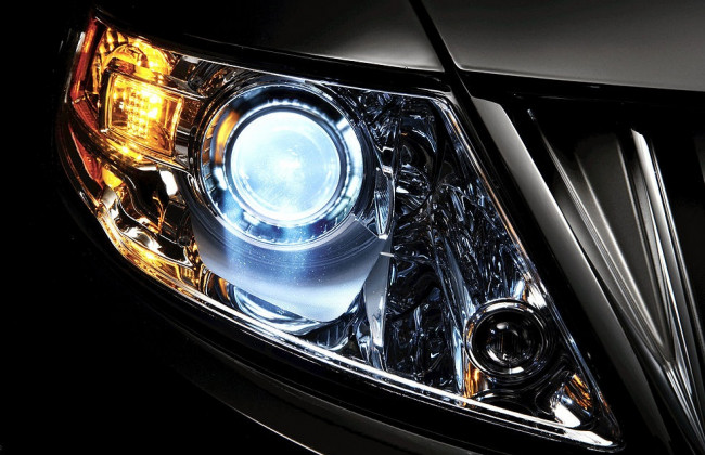 На заметку водителям: с мая меняются правила использования ближнего света