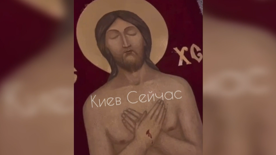 У Києві на Великдень школярки влаштували дебош у церкві