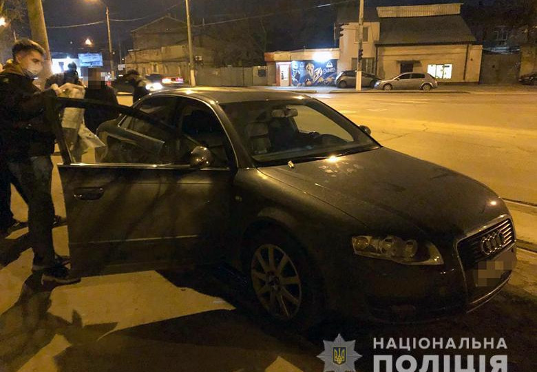 Пограбування на суму 5 млн грн: двом чоловікам повідомлено про підозру