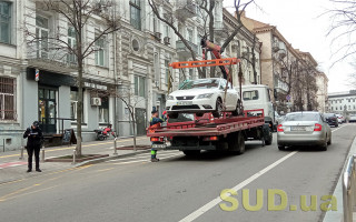 У Києві за місяць евакуювали понад 6 тисяч автомобілів