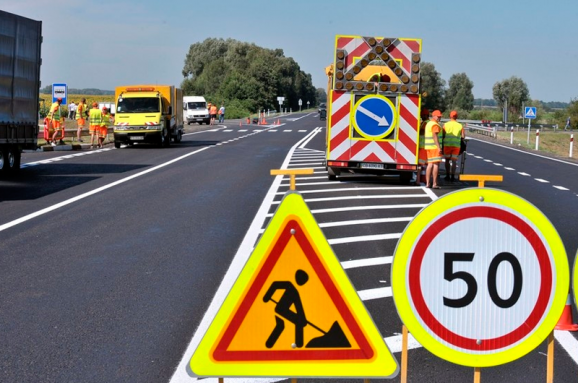 В Киеве на проспекте Бандеры ограничат движение транспорта