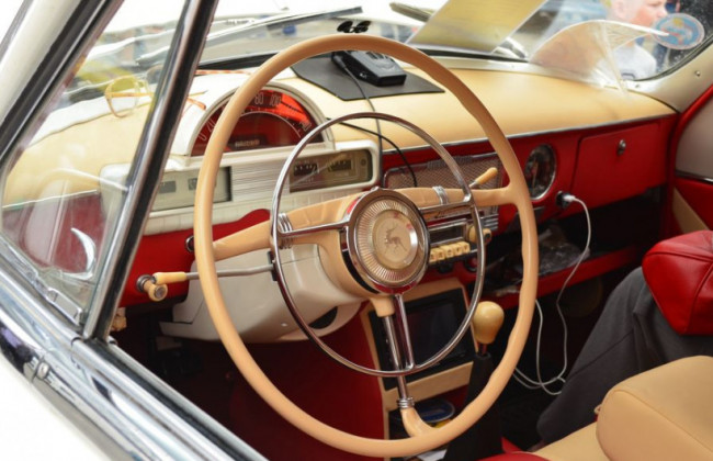 Топ-10 легендарных автомобилей, которые станут электрокарами, фото