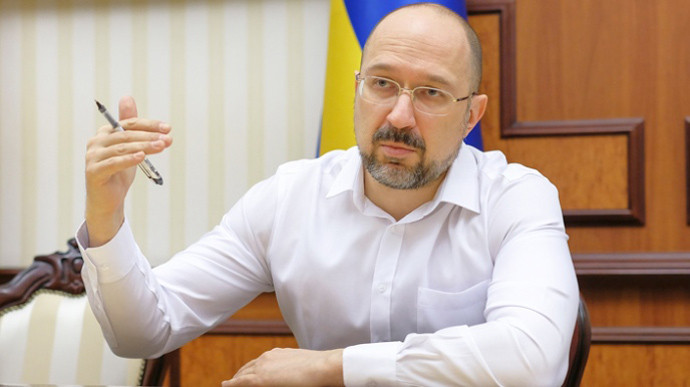 В Україні з «червоної» зони можуть вийти ще три області – Шмигаль