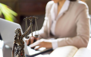 Уряд дозволив українцям реєструвати ФОП самостійно без державного реєстратора: коментарі соцмереж