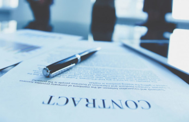 За яких умов суд визнає правочин фіктивним