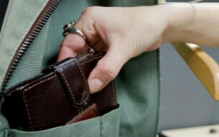 В Киеве поймали группу уличных воровок