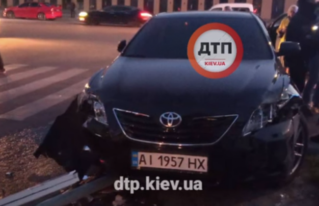 Під Києвом водій легковика збив дитину та втік