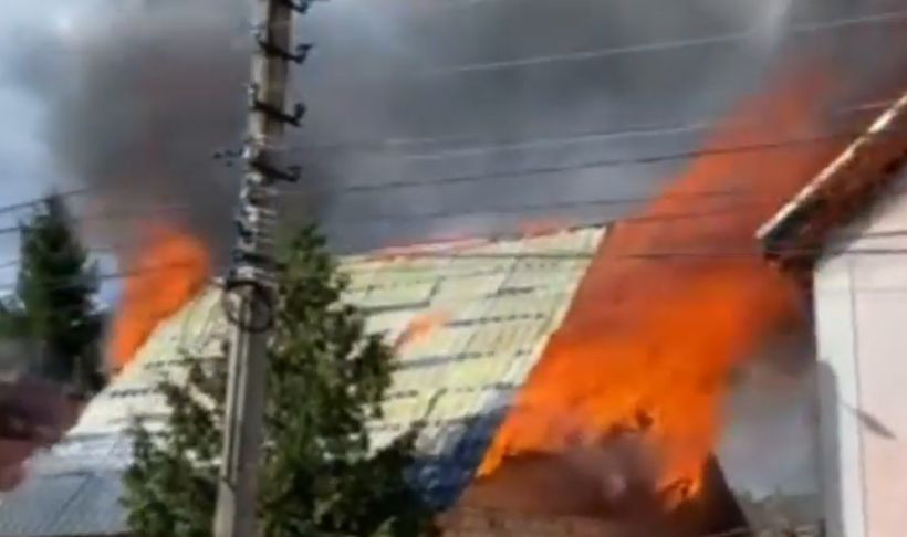 Масштабный пожар под Киевом: горел частный сектор, видео