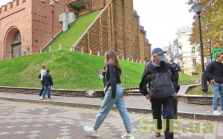 Медики сообщили, можно ли заразиться COVID-19 на свежем воздухе