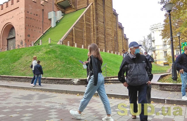 Медики сообщили, можно ли заразиться COVID-19 на свежем воздухе