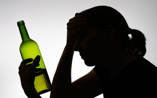 В Днепре 14-летняя девочка впала в алкогольную кому