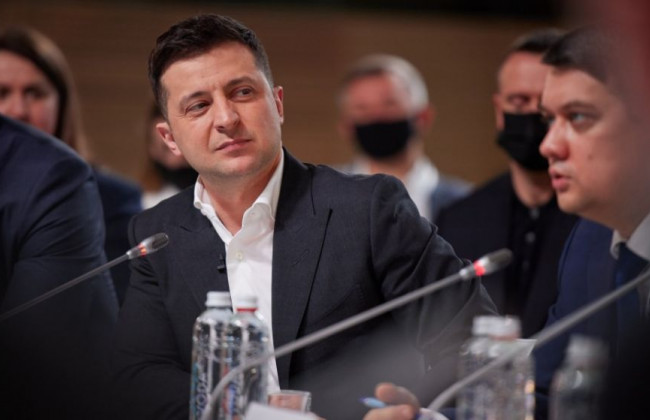 Фінансове забезпечення суддів і перевірка доброчесності: Зеленський затвердив Річну національну програму Україна — НАТО на 2021 рік